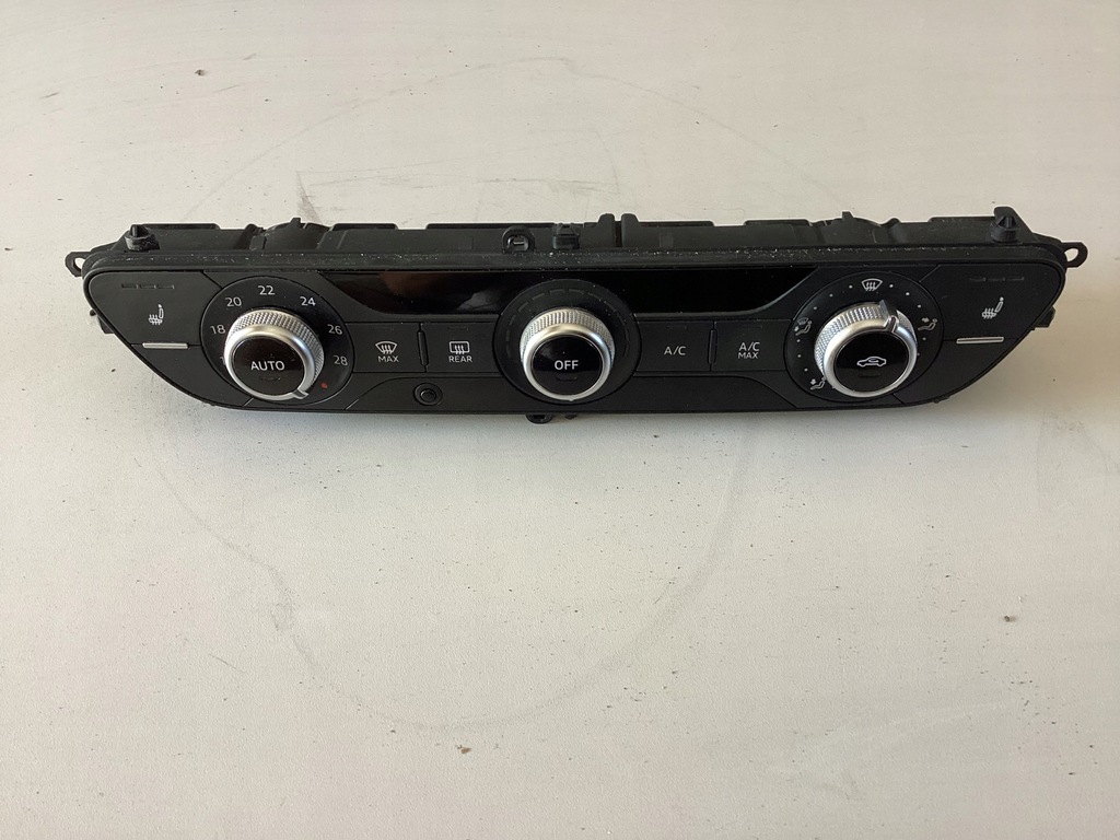 фото №1, Audi a4 b9 lift панель кондиціонера