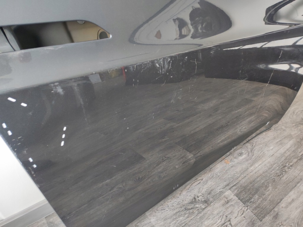 Купити Двері tesla x передні праве перед правий ------ poznań ------- giełda