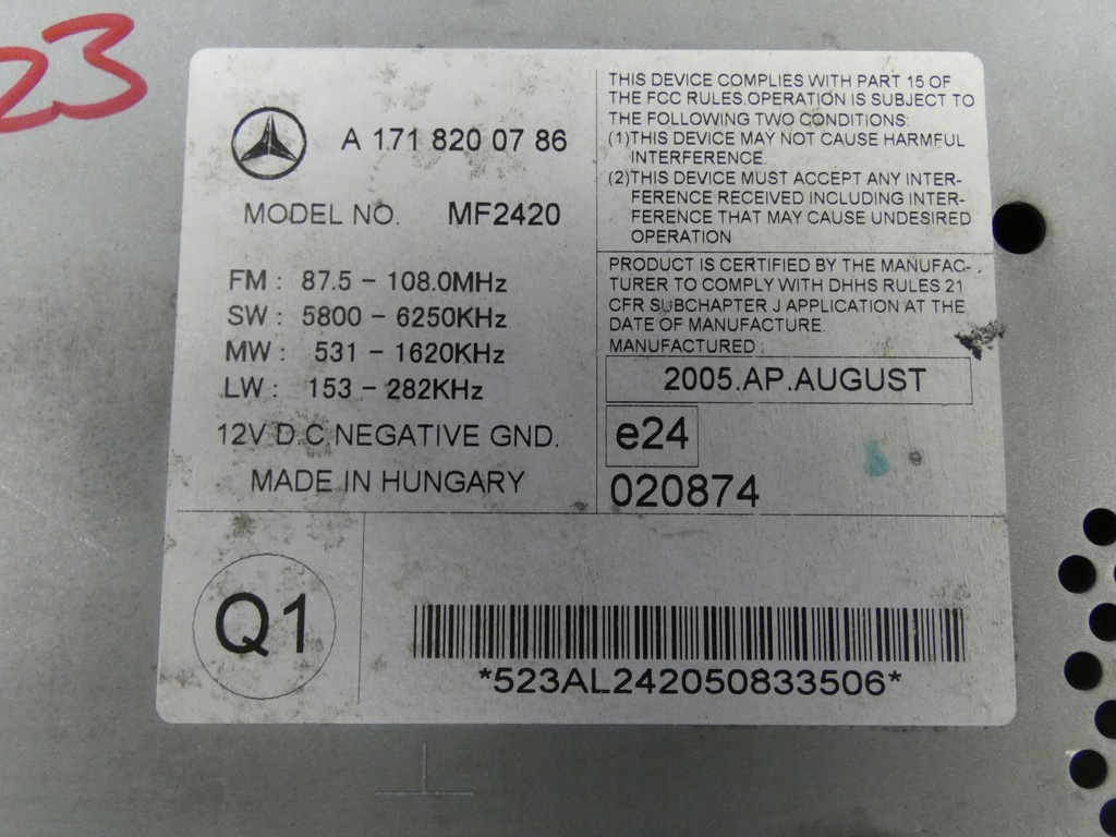 фото №3, Mercedes w171 slk радио считыватель cd оригинальные