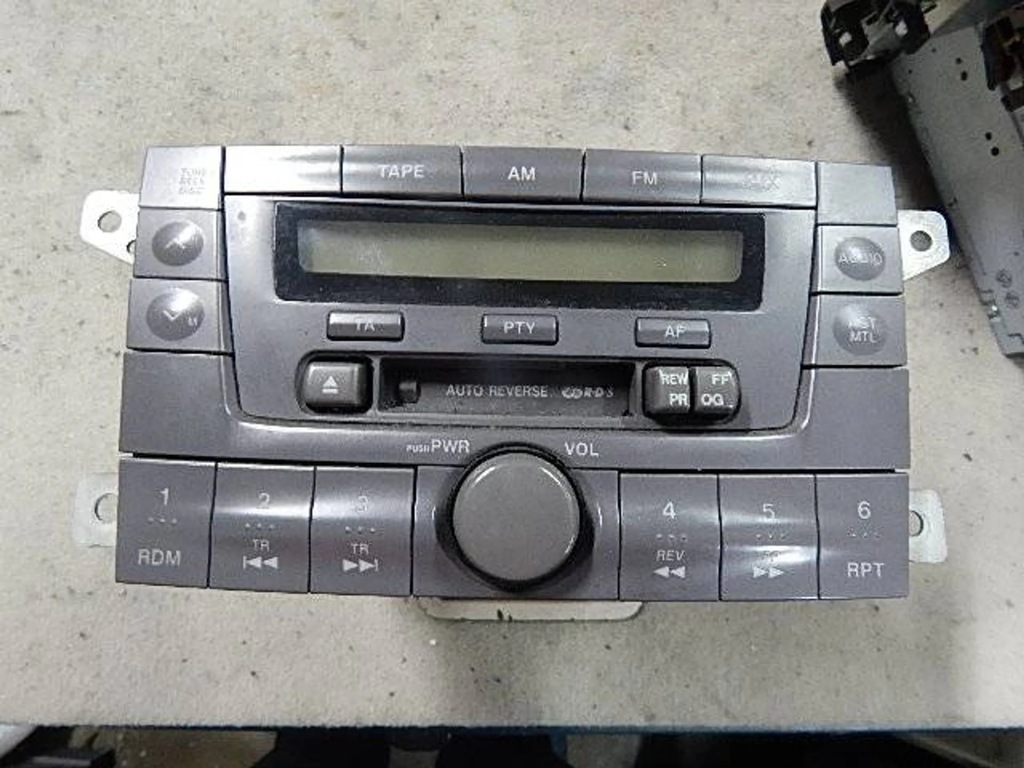 фото №1, Mazda premacy 2001 автомагнитола