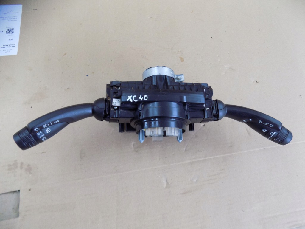 Купити Перемикач комбінований перемикач підрульовий стрічка шлейф подушка безпеки 32275368 volvo xc40