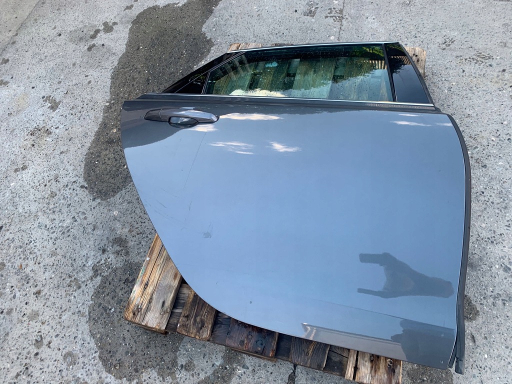 фото №8, Jaguar xf ii 2 x260 2016 sedan задняя сторона правая дверь задние