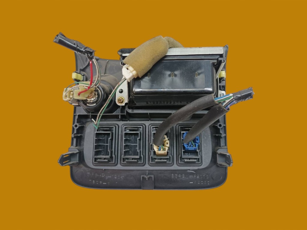 фото №3, Пепельница 5542042010 toyota rav4 ii 2000-2005