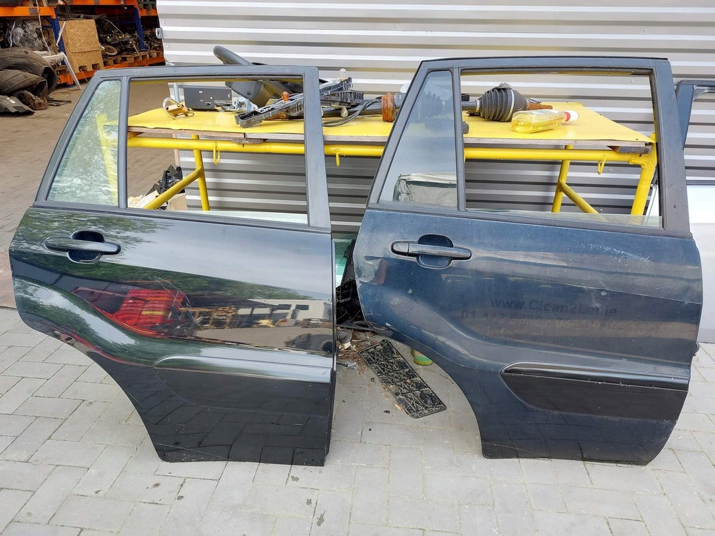 фото №1, Toyota rav4 ii дверь задняя правое 5d