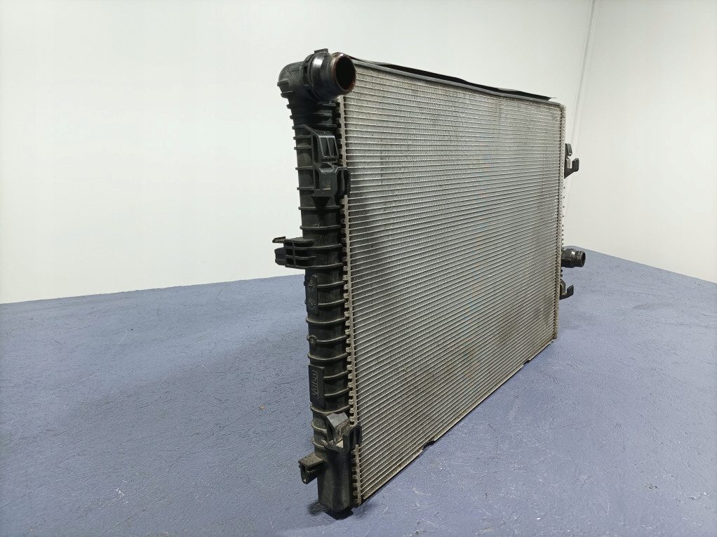 Vw passat b8 2.0 tdi 190 km радиатор воды жидкость 5q0121251en в Украине