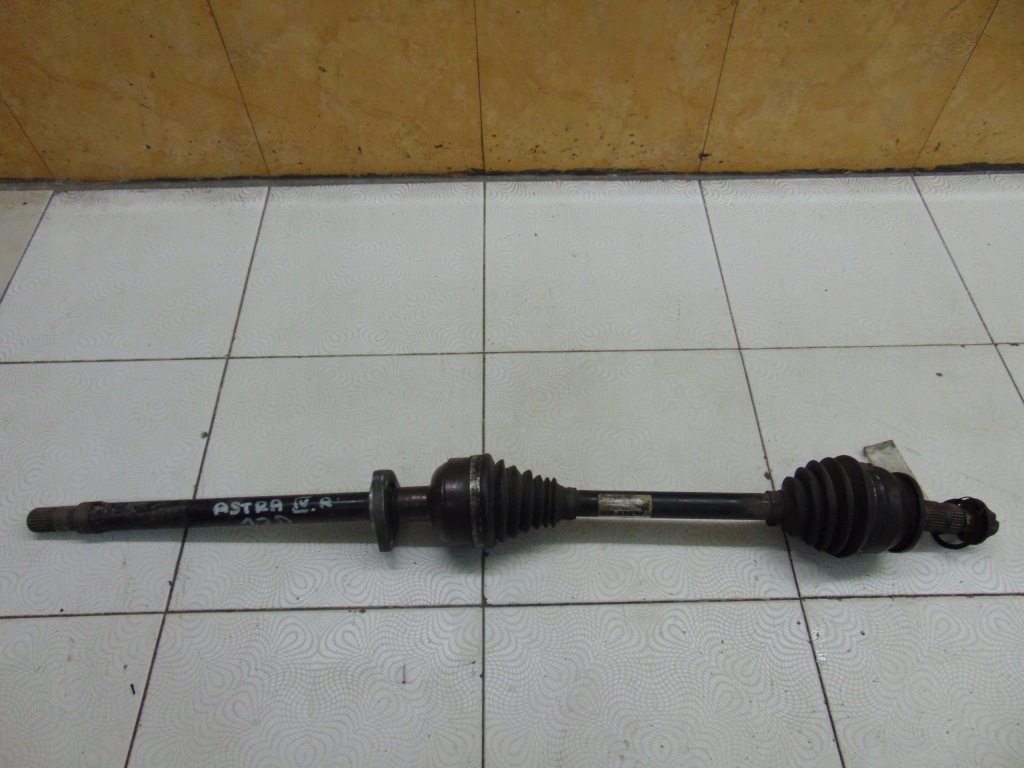 Купить Приводной вал правая opel astra iv j 1.7d 13335136
