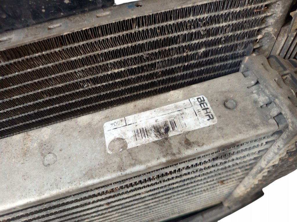 Mercedes-benz gl x164 a1645000093 радіатор / комплект Зі Шроту