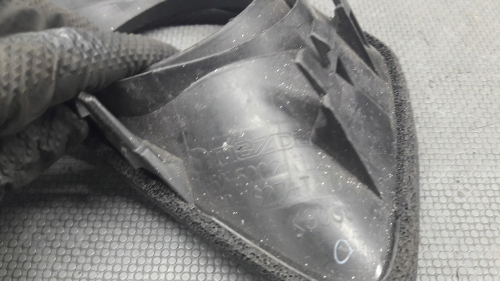 фото №10, D652-50c21 решётка бампера левый перед mazda ii eu