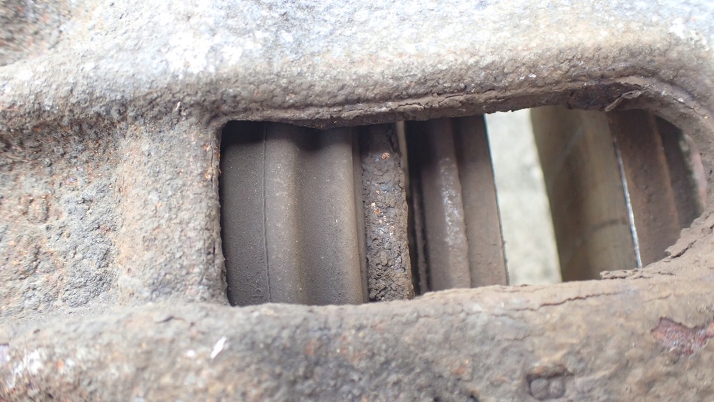 фото №4, Nissan note e12 2015 1.2 суппорт тормозной перед l