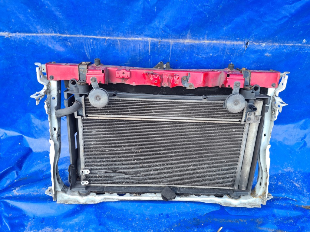фото №1, Toyota prius iii 09-15 pas передній радіатор комплект