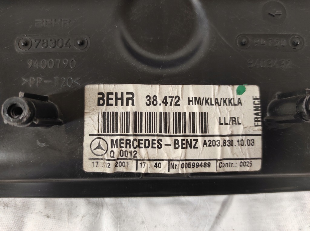 фото №8, Mercedes w203 решётка воздуховод панели roz. a2038301003