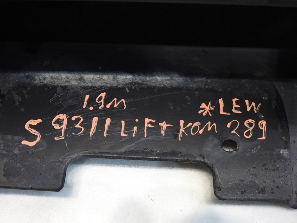 Молдинг накладка поріг ліва 289 saab 9-3 ii універсал в Україні