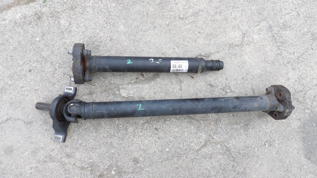 фото №1, Mercedes-benz оригинальный номер a2043716 wał приводной