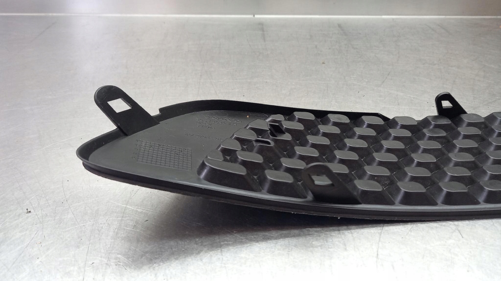 фото №6, Решітка бампера ліва volvo v70 iii 30678634