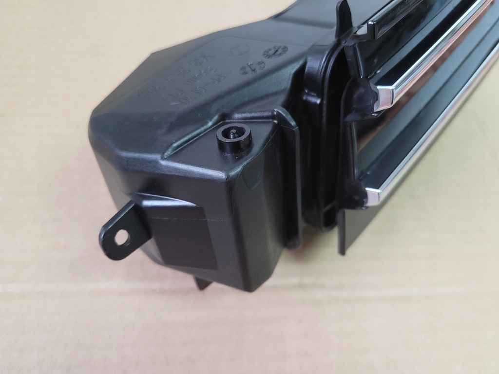 фото №7, Заглушка кришка роз'єм порт ładowanioa vw arteon 3g8853396 5g0941041c