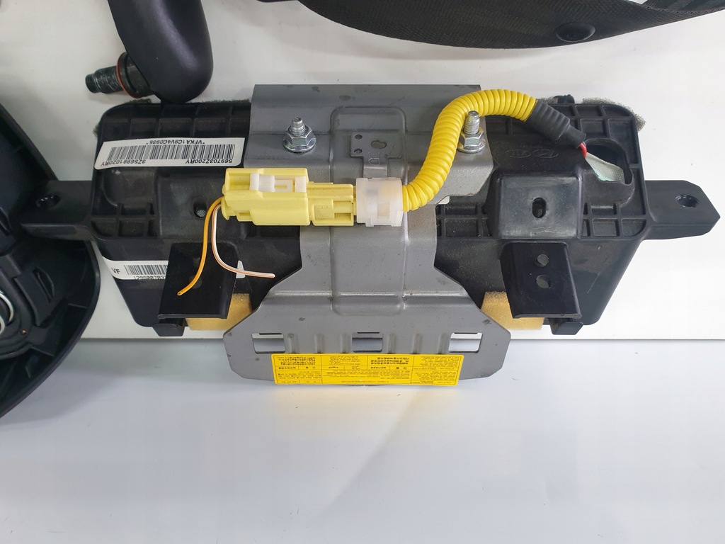 фото №7, Hyundai i40 набір подушка ремені подушка безпеки колінна