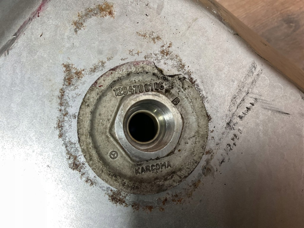 фото №15, Бак пального mercedes-benz sl r129 a1294700420 a1295420617 a1294700106