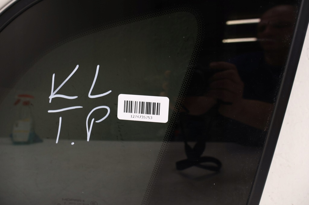 фото №9, Jeep cherokee kl стекло кузовная правая 68102214ac