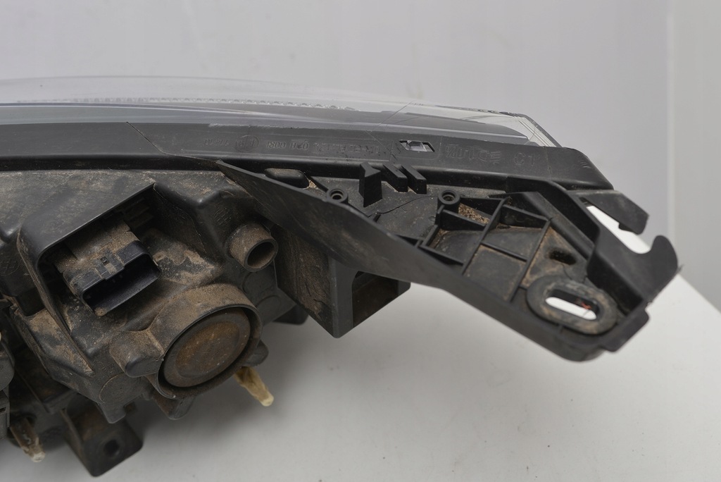 фото №12, Оригинальная лампа правая renault espace v 260108934r