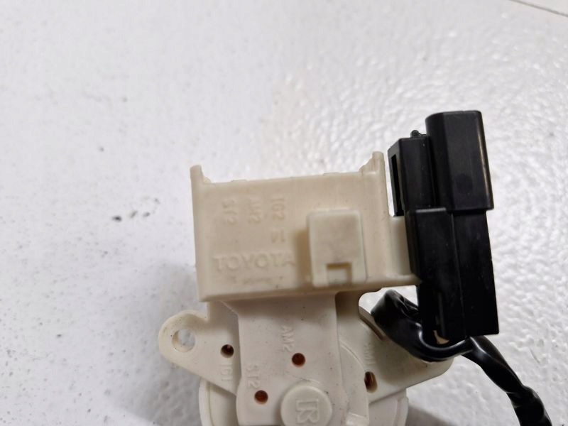 фото №3, Toyota matrix 2 ii e140 колодка замка запалювання оригінал