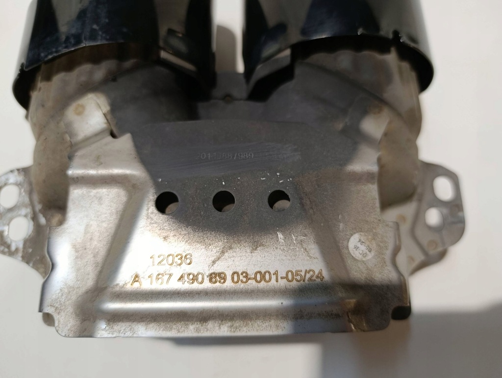 Наконечник глушителя левая mercedes gle 167 amg a1674908903 в Украине