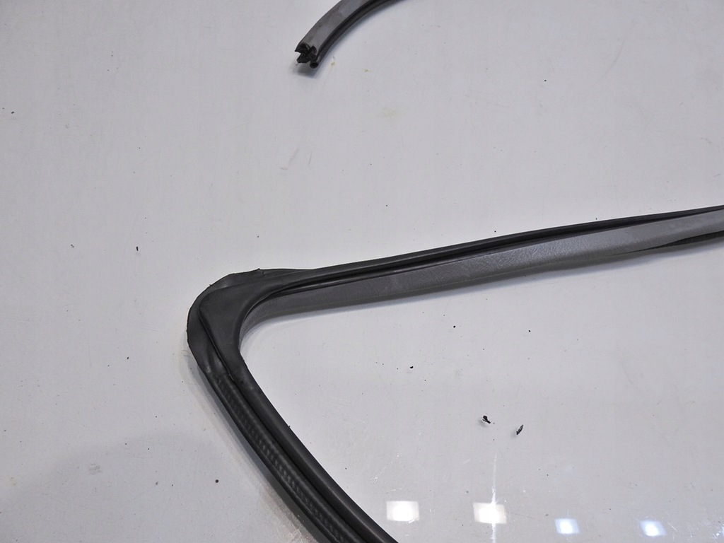 фото №3, Прокладка дверь правый перед honda accord vi