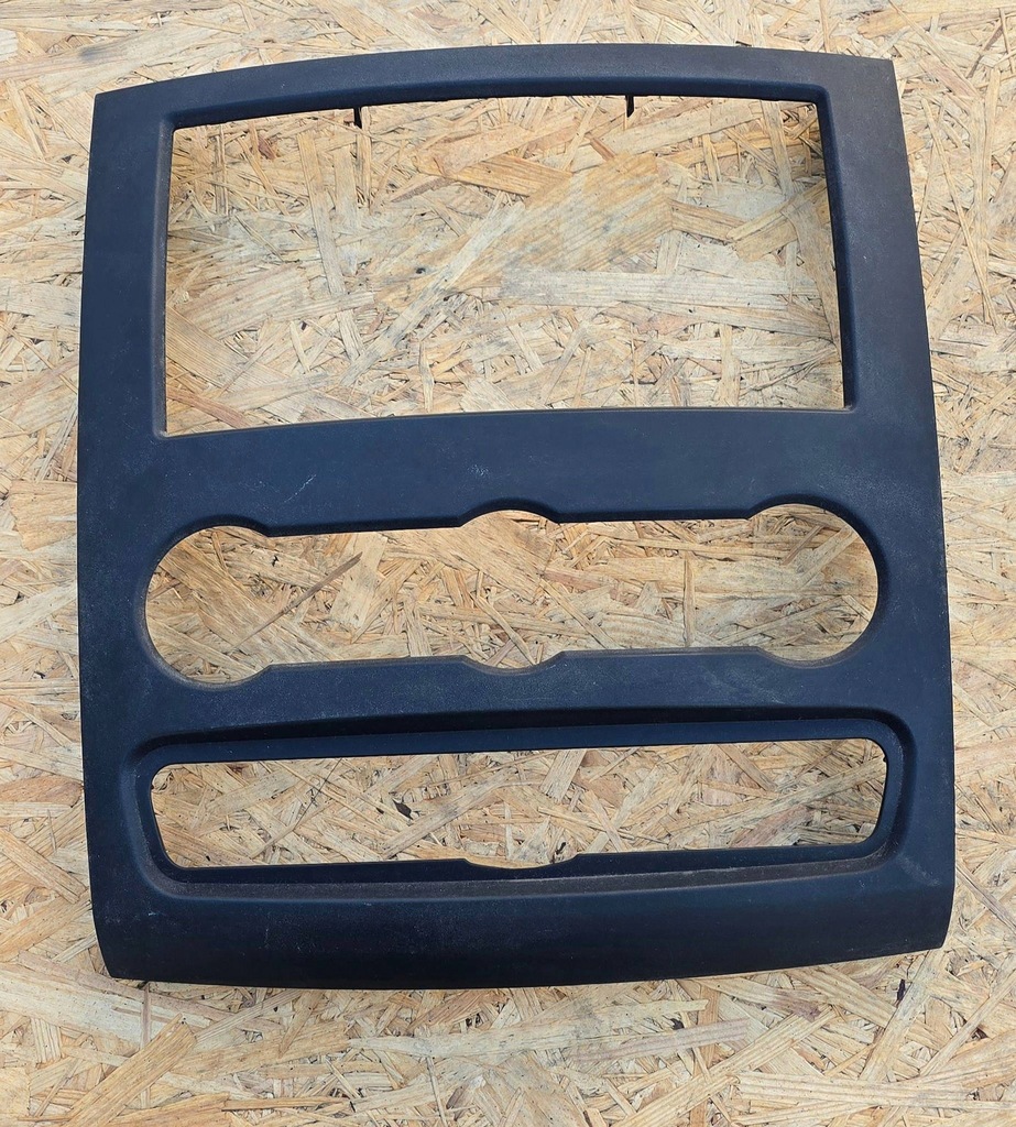 фото №1, Рамка консоли радио mercedes sprinter w906 a9066800017