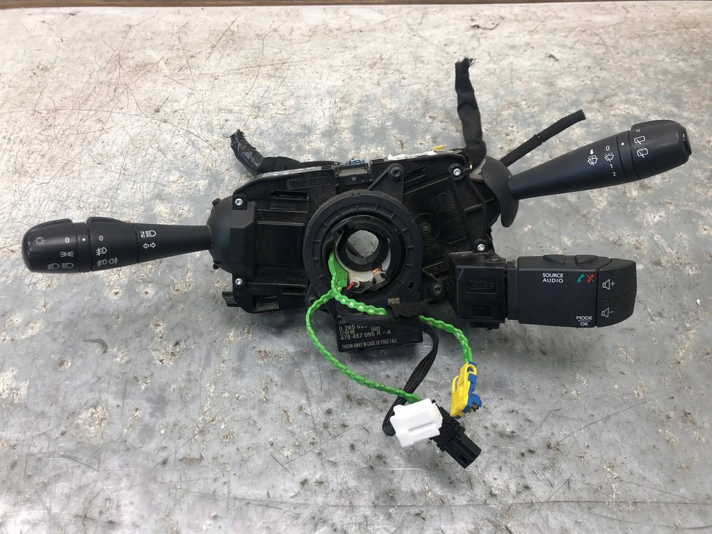 фото №1, Перемикач комбінований dacia dokker 255671453r