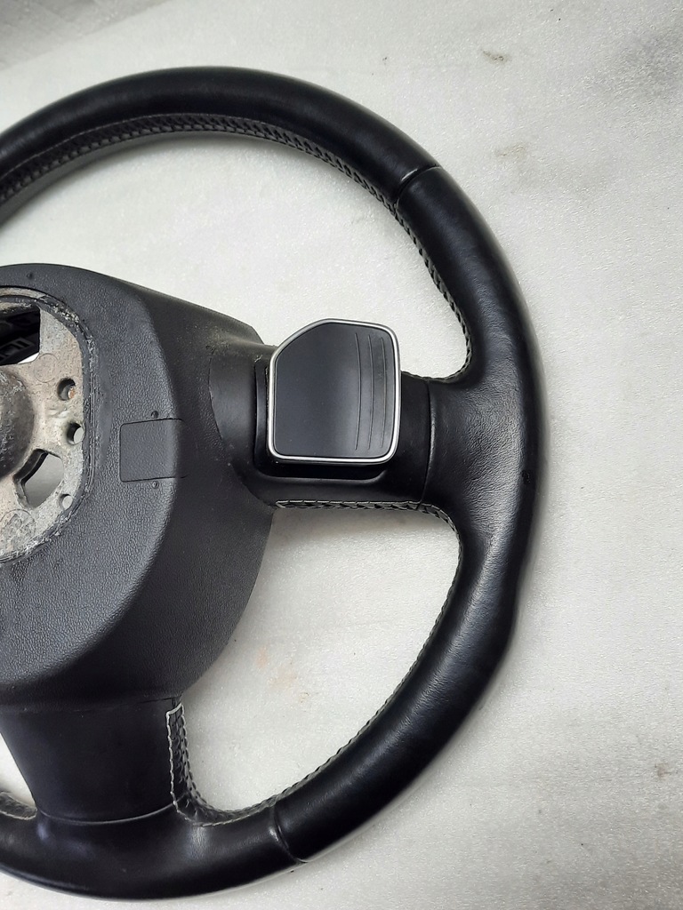 фото №7, Audi a8 s8 d3 воздуховод кожаный лепестки переключения