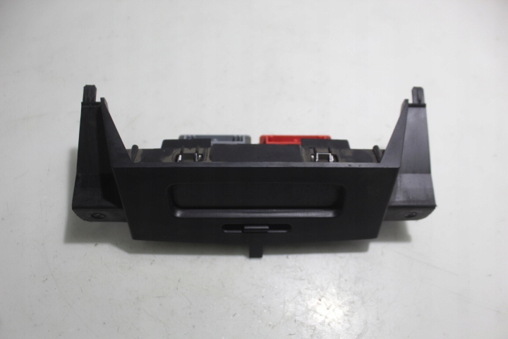 фото №1, Дисплей renault laguna i