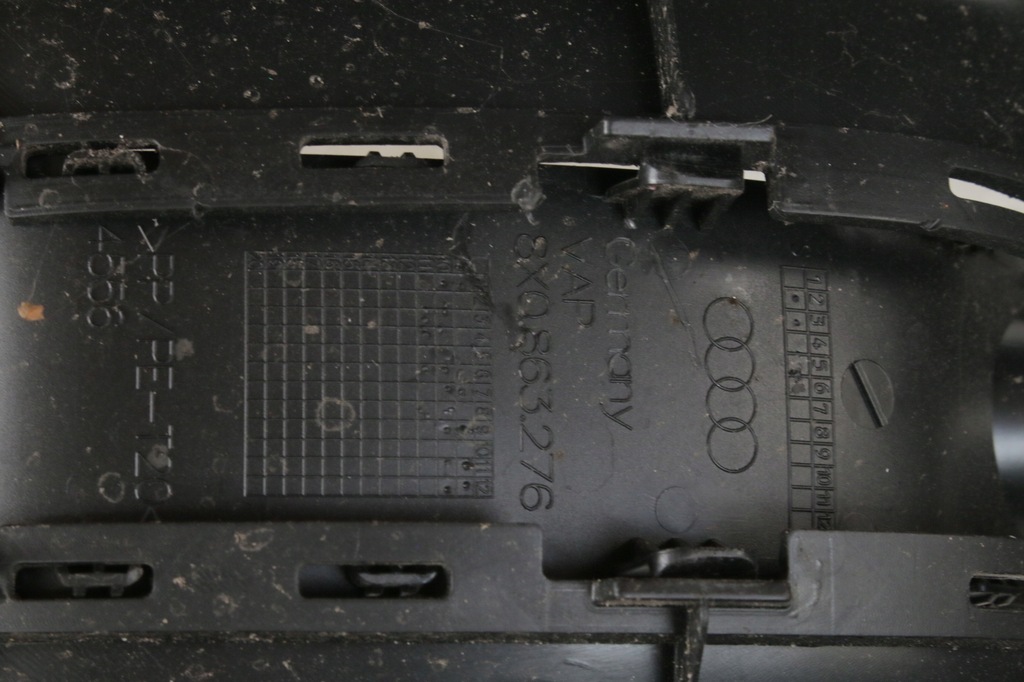 фото №12, Тунель бардачок audi a1