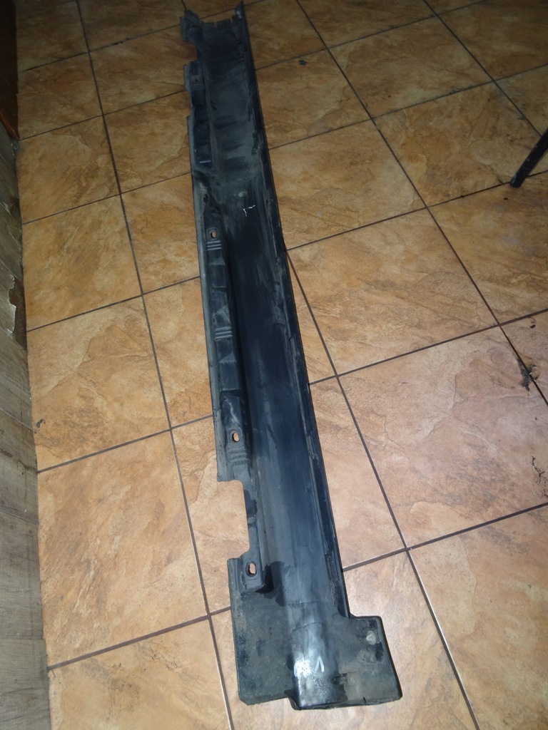 фото №6, Volvo v50 молдинг поріг ліва