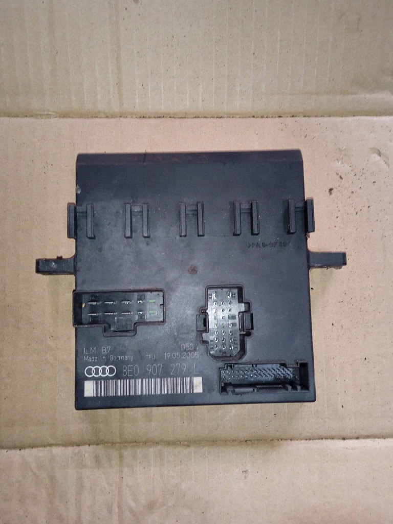 Купити Модуль блок керування світла audi a4 b7 8e0907279l