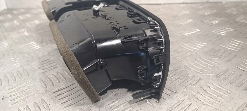 фото №5, Alfa romeo giulia 2017 форсунки / решётки среднего обдув панели приборной панели