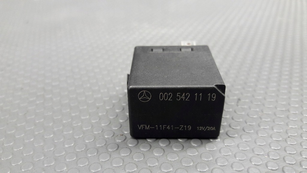 фото №1, 0025421119 реле mercedes w202