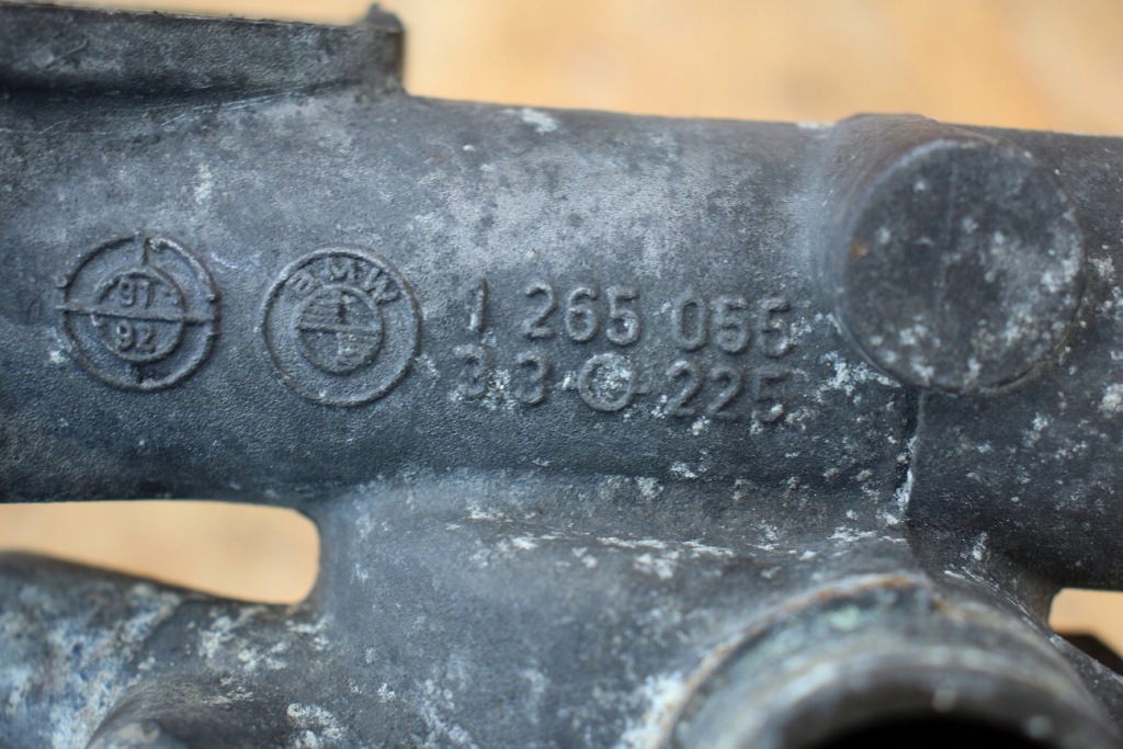 фото №7, Корпус термостата комплектна bmw двигун m20 1265055 оригінальна