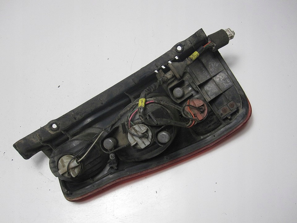 фото №8, Лампа задня права hyundai matrix 02r 232