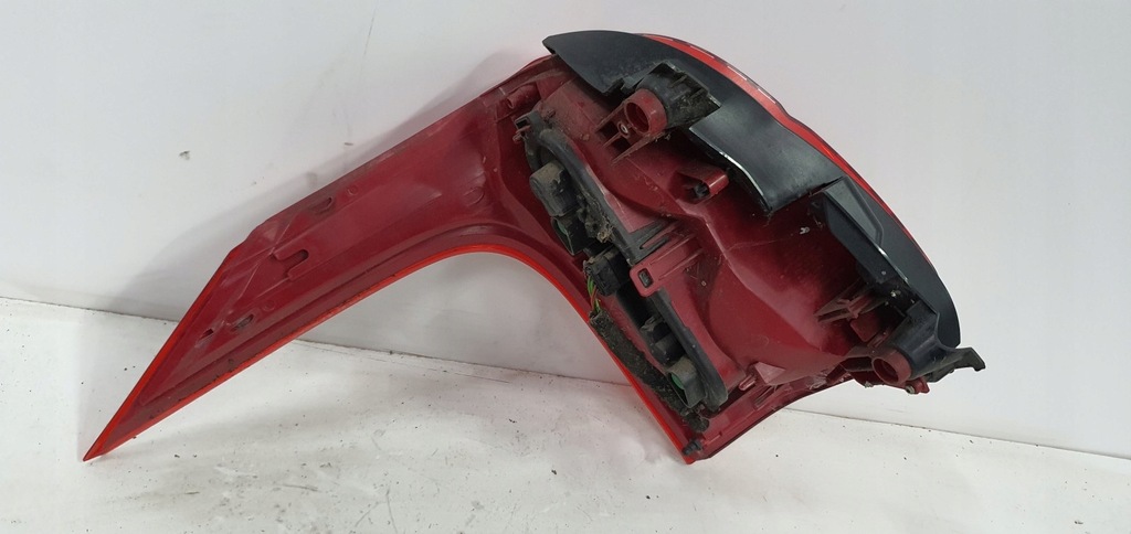 фото №5, Peugeot 5008 лампа правый задняя