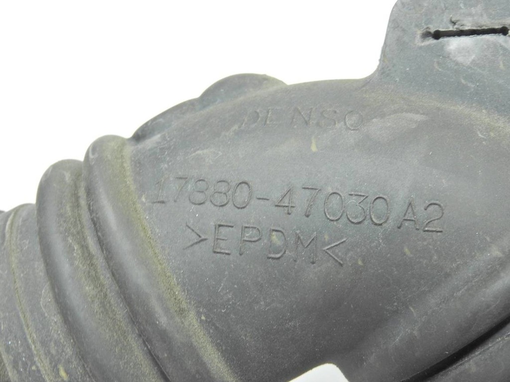 фото №5, Toyota urban cruiser 08-14 1.33 vvti труба шланг воздуха 17880-47030