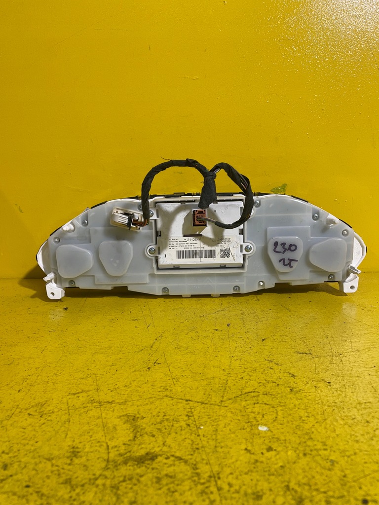 фото №7, Peugeot 2008 счетчик приборы 211264