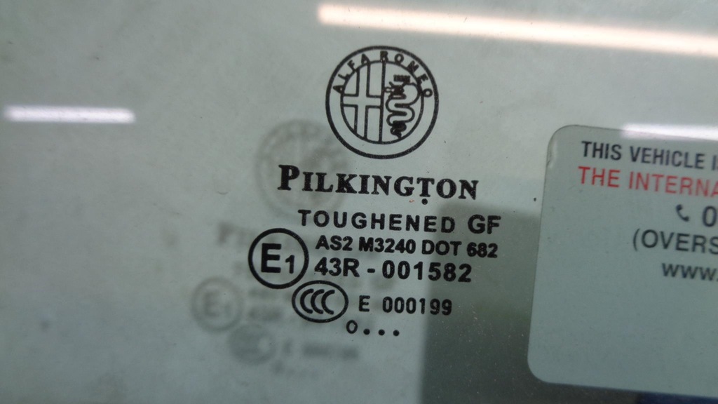 фото №2, Стекло дверь alfa romeo mito 2010r. правая передняя