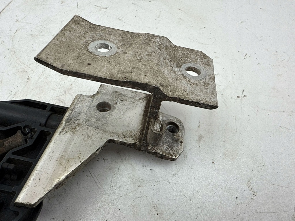 фото №8, Bmw 1 f20 f21 2015 кронштейн / кронштейн радиатора