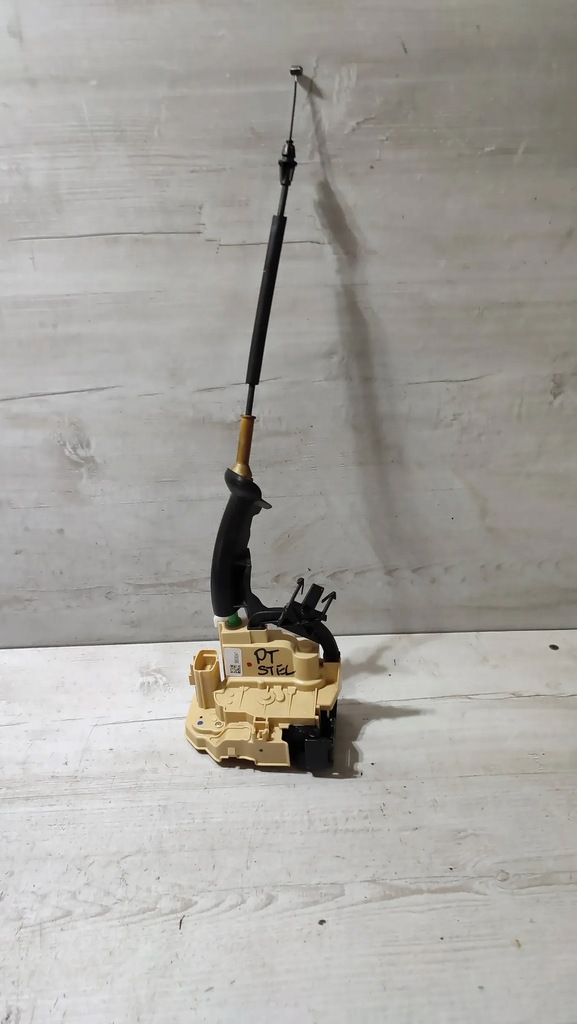 фото №1, Alfa romeo оригинальный номер 50536547 замок дверь