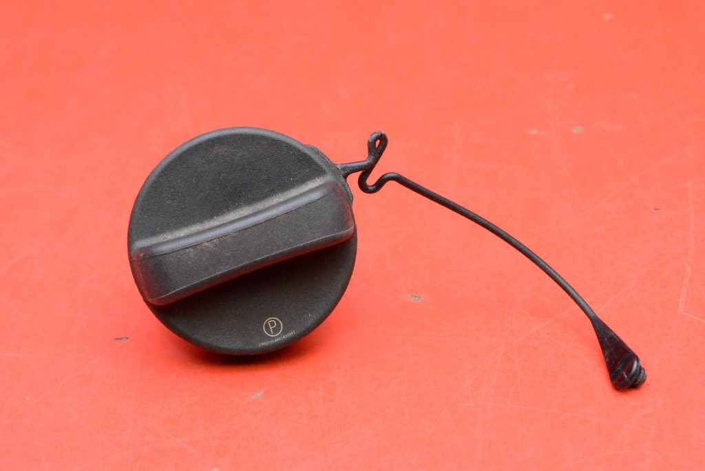 фото №1, Крышка заливной топлива toyota yaris cross 20-25