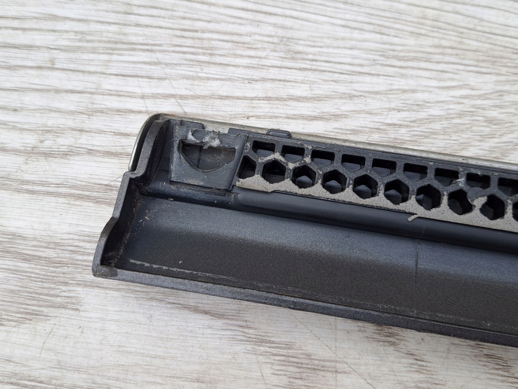 фото №11, Молдинг дверь левый перед vw passat b7 3aa854939a