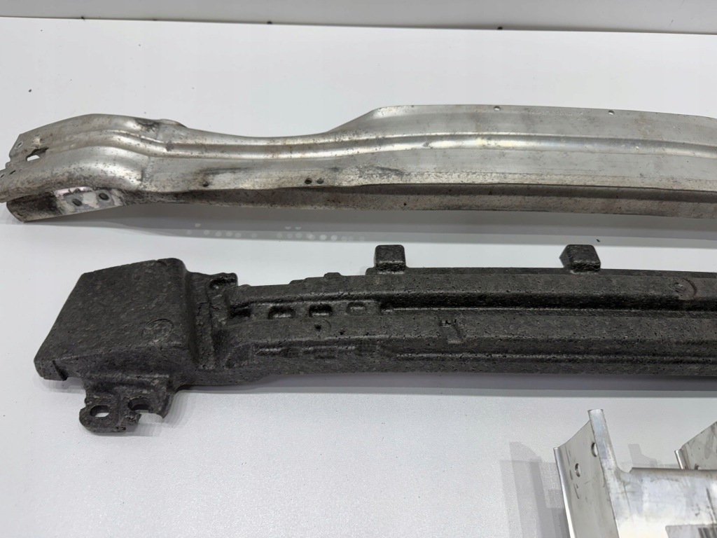 Audi a4 b8 8k0 lift балка перед передняя бампера зона Недорого