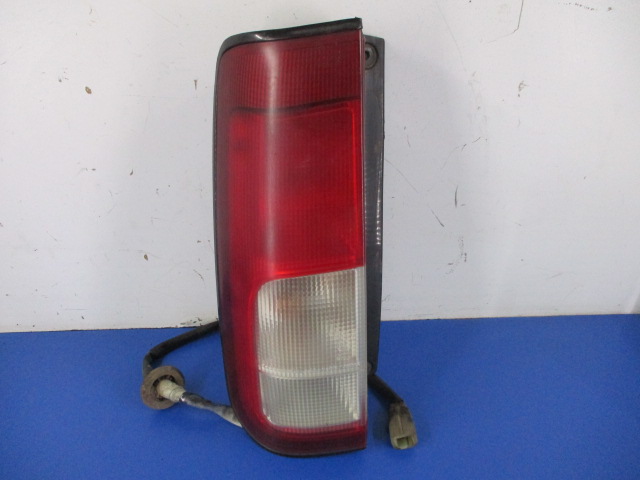 фото №1, Suzuki ignis i лампа задняя левая оригинал