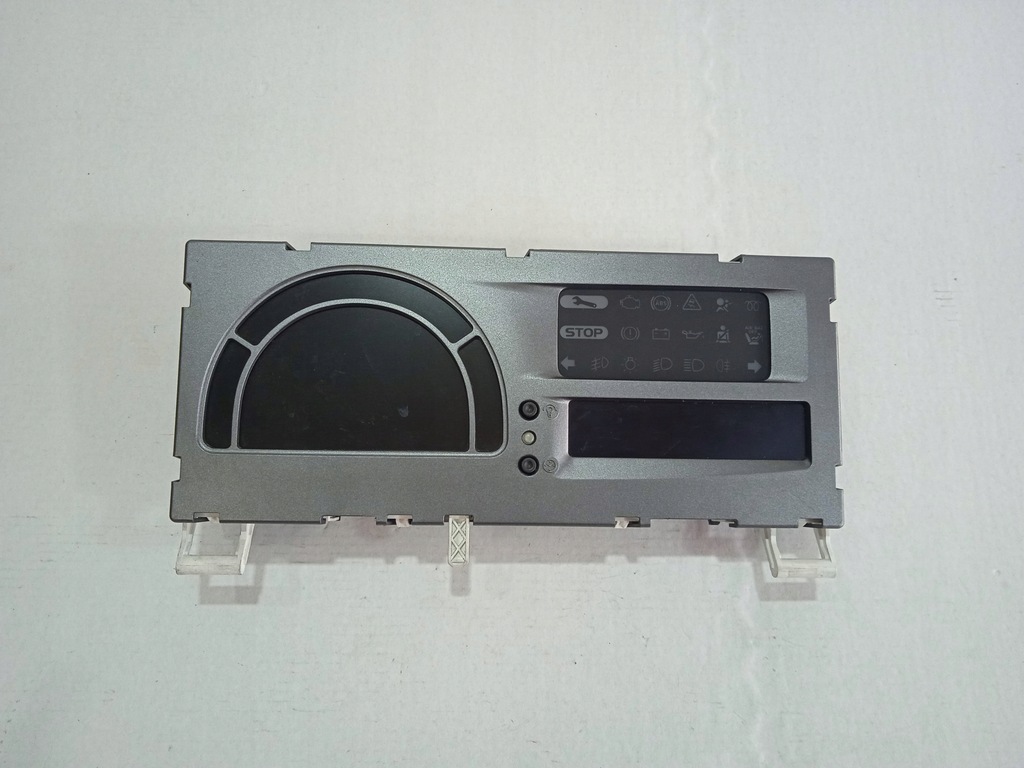 фото №1, Renault modus счетчик obrotomierz p8200453606d