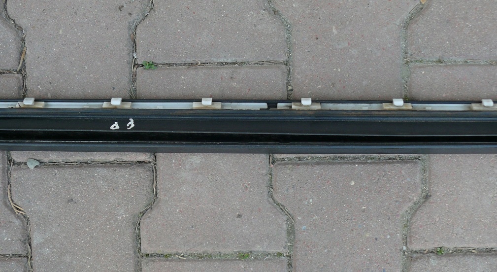 фото №8, Молдинг нижня двері правий перед audi s6 a6 c5 4.2 s-line lz9w 4b3853960