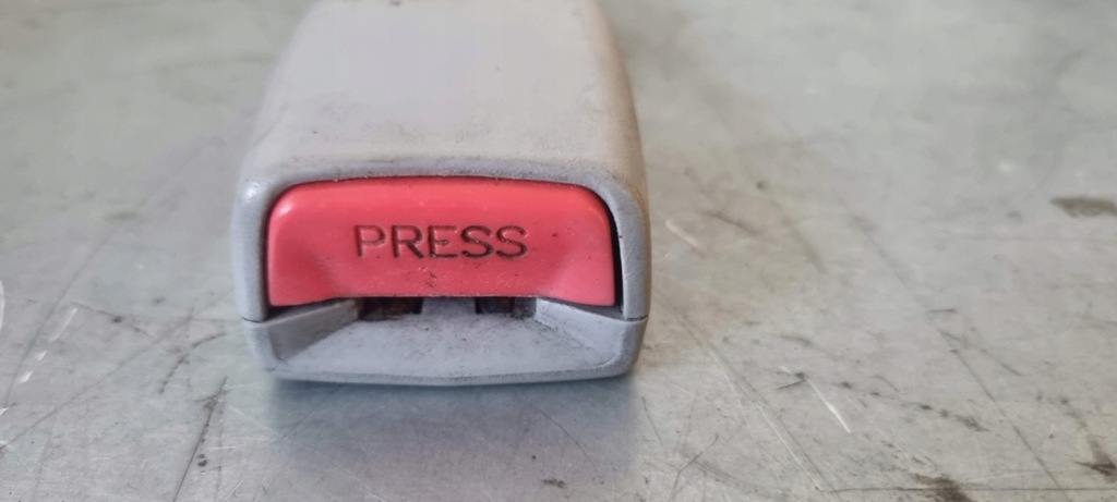 фото №10, Клипса ремней сидений перед hyundai terracan